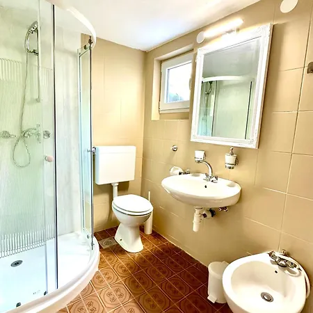 Apartment House Marea-newly Renovated 100m From The Sea