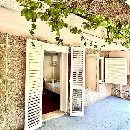 Apartment House Marea-newly Renovated 100m From The Sea Pula